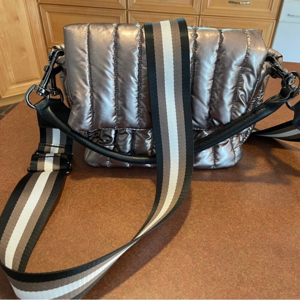 Think Rolyn Bag - Picture 2 of 8
